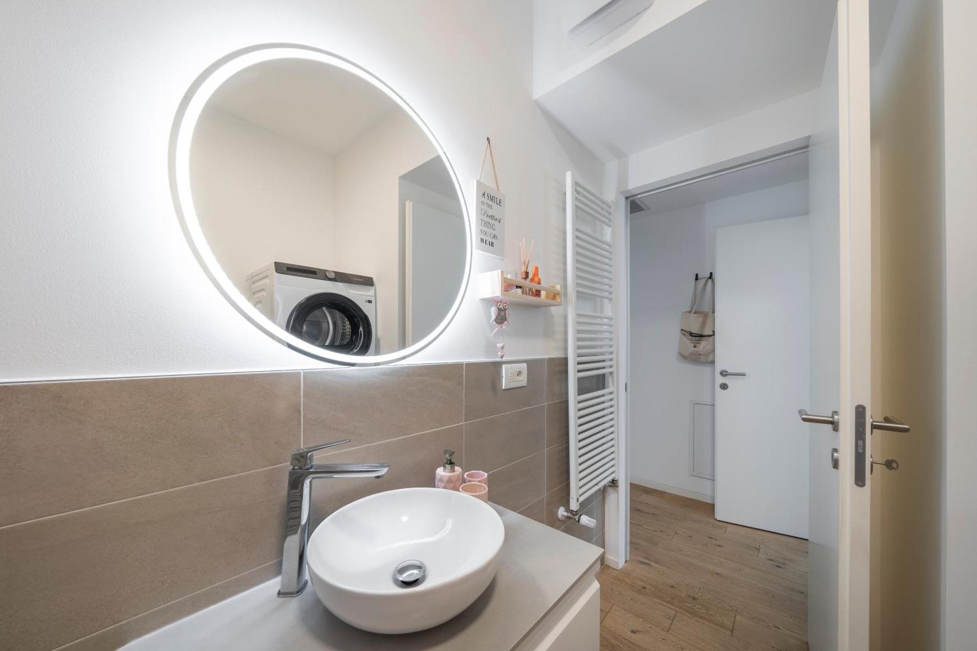 Super Suite Alma With Private Garage Autentica Apartment